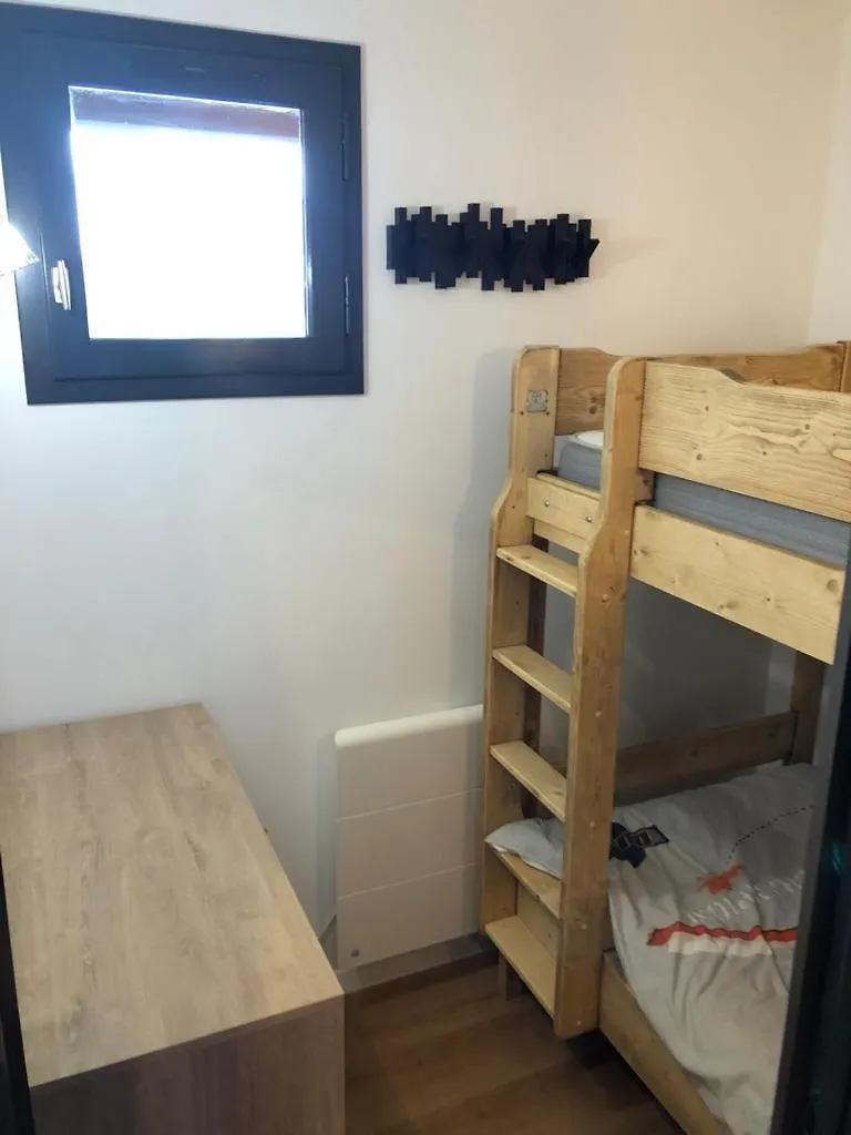 100% Renovated Duplex, Ideal For Families, Direct Access To The Slopes! Les Allues